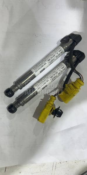 Ispaljivaci haube za Q7