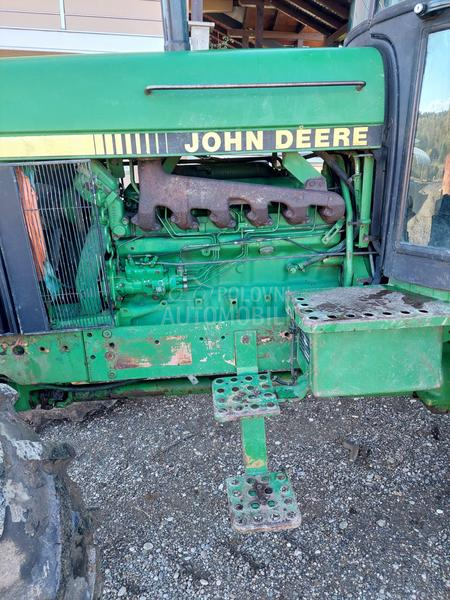 John Deere 3350