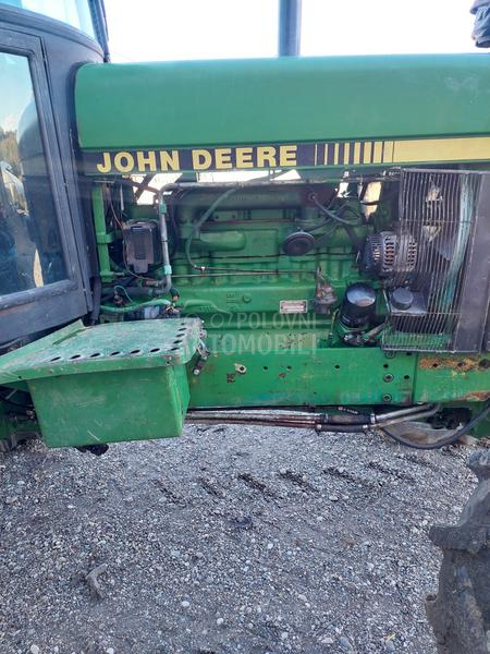 John Deere 3350