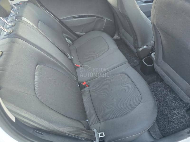 Hyundai i10 1.0b N o V 83.000