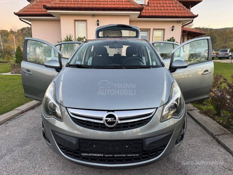 Opel Corsa D 1.4 SVAJCARSKA NOV