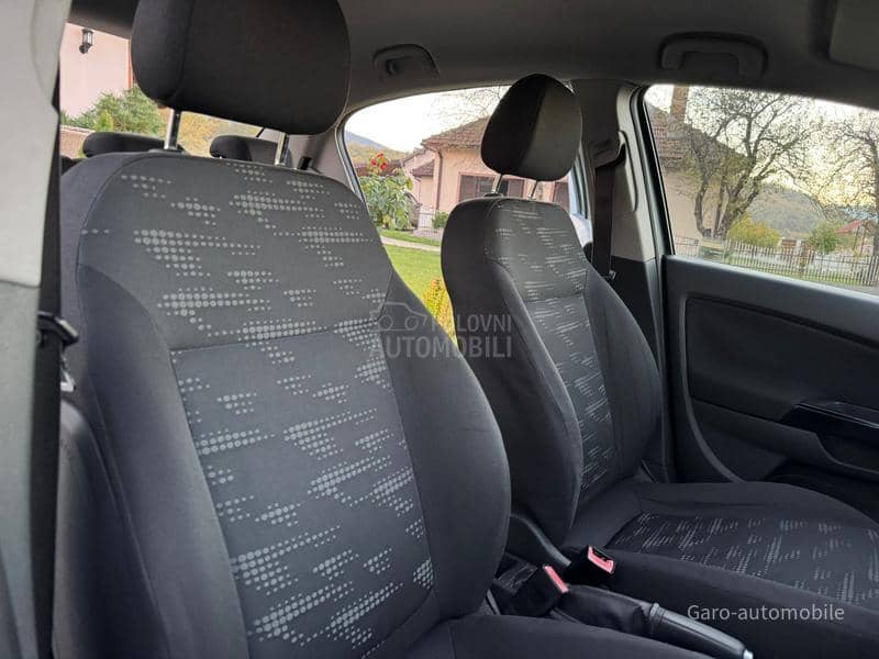 Opel Corsa D 1.4 SVAJCARSKA NOV