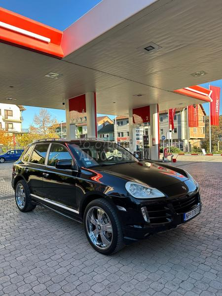 Porsche Cayenne 4.8S