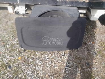 polica gepeka za Volkswagen Tiguan od 2007. do 2016. god.