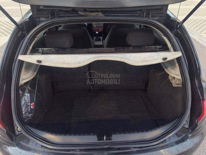 Alfa Romeo 147 1,9 jtd