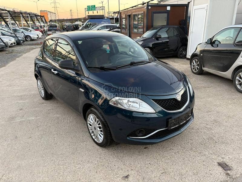 Lancia Ypsilon MATIC  NOV