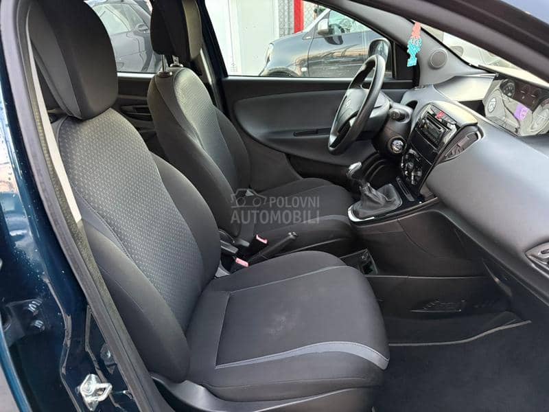 Lancia Ypsilon MATIC  NOV