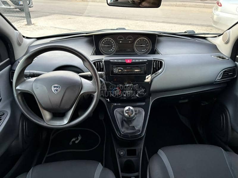 Lancia Ypsilon MATIC  NOV