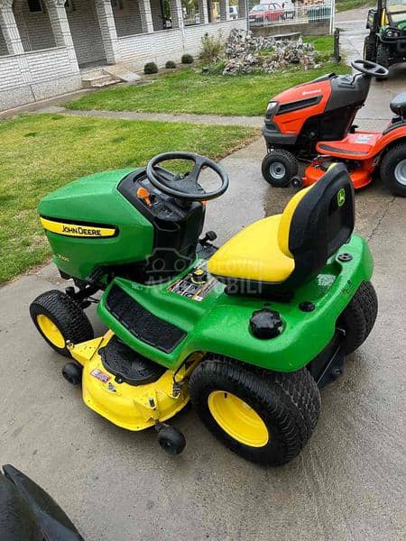 John Deere X320