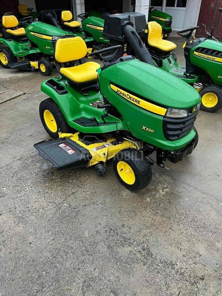 John Deere X320