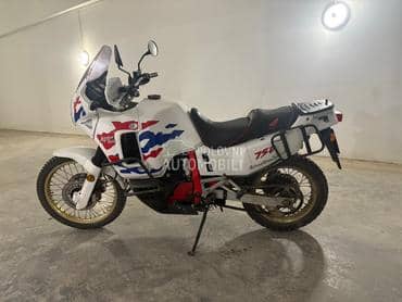 Honda Africa Twin 750