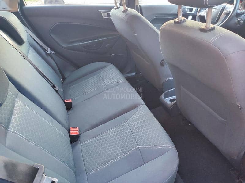 Ford Fiesta 1.6dPark.senzTITANIU Ford Fiesta 1.6dPark.senzTITANIU
