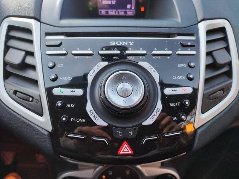 Ford Fiesta 1.6dPark.senzTITANIU Ford Fiesta 1.6dPark.senzTITANIU