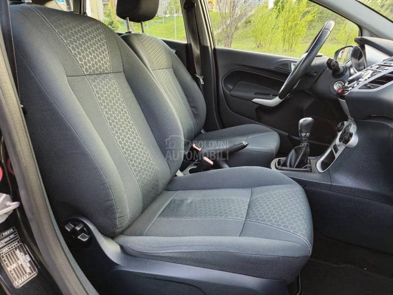 Ford Fiesta 1.6dPark.senzTITANIU Ford Fiesta 1.6dPark.senzTITANIU