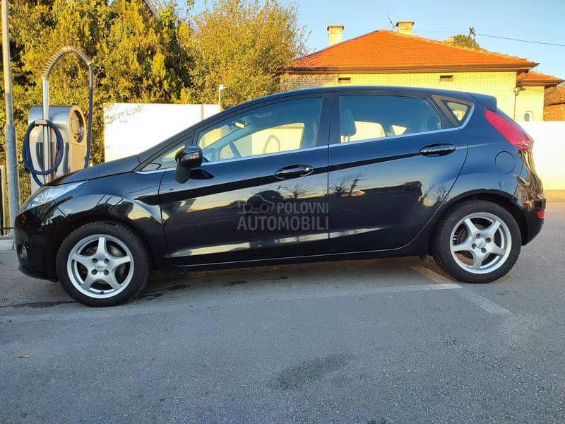 Ford Fiesta 1.6dPark.senzTITANIU Ford Fiesta 1.6dPark.senzTITANIU