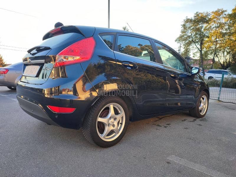 Ford Fiesta 1.6dPark.senzTITANIU Ford Fiesta 1.6dPark.senzTITANIU