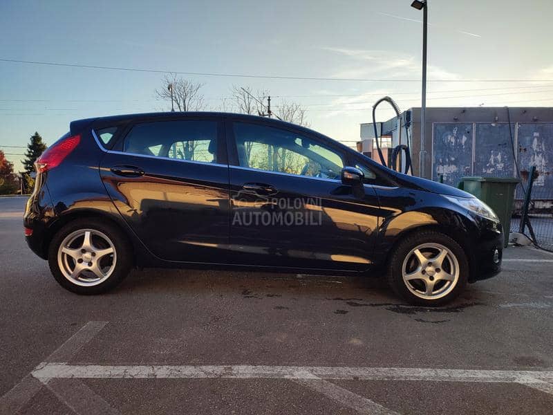 Ford Fiesta 1.6dPark.senzTITANIU Ford Fiesta 1.6dPark.senzTITANIU