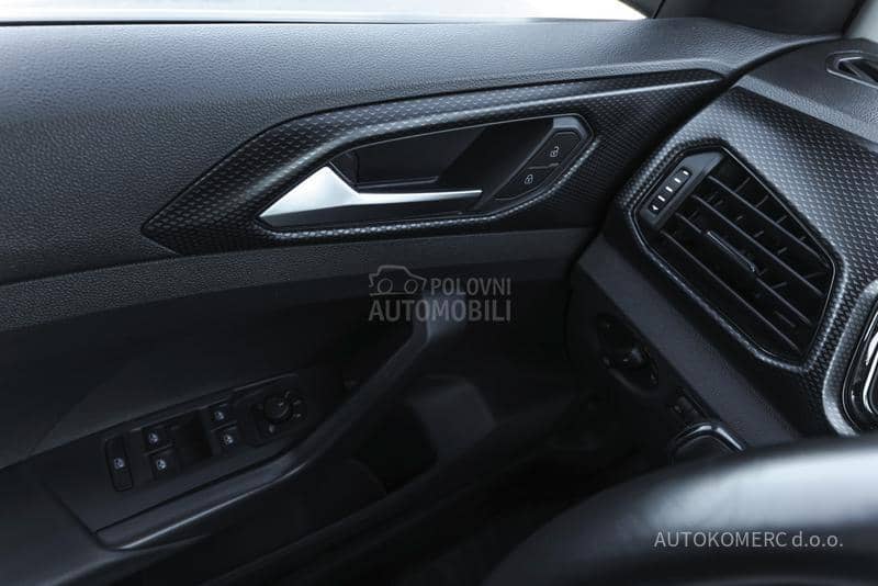 Volkswagen T-Cross 1.0 TSI LIFE DSG