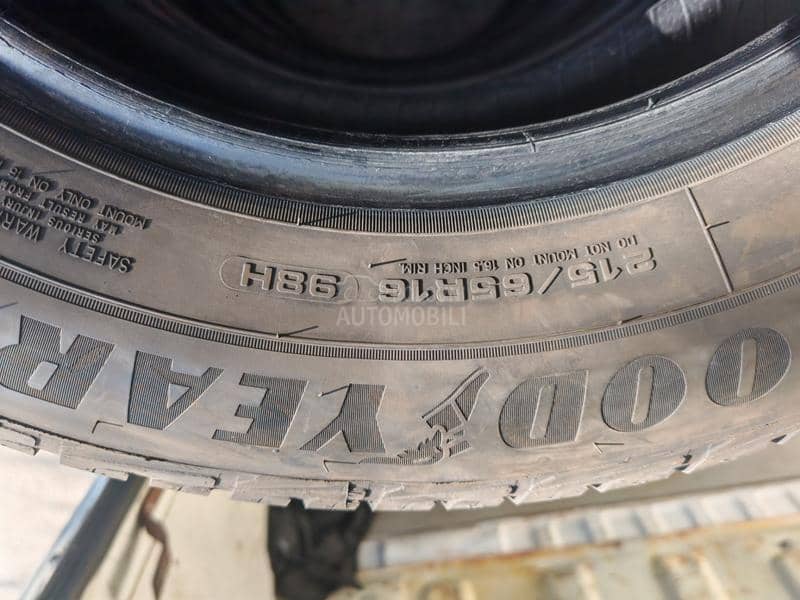 Goodyear 215/65 R16 Sve sezone