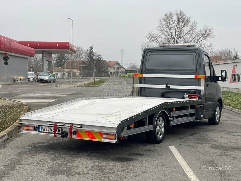 Mercedes Benz Sprinter