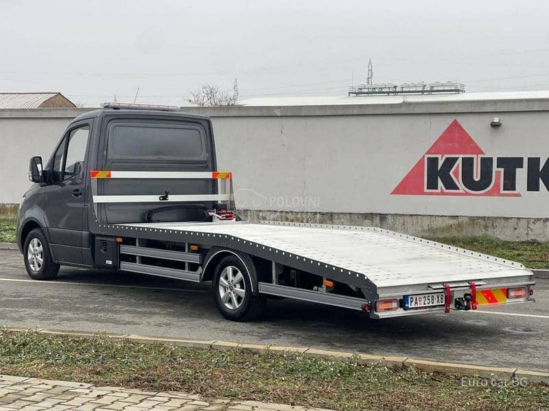 Mercedes Benz Sprinter