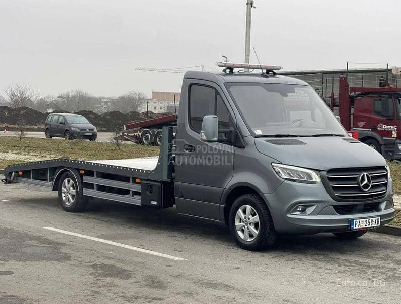 Mercedes Benz Sprinter