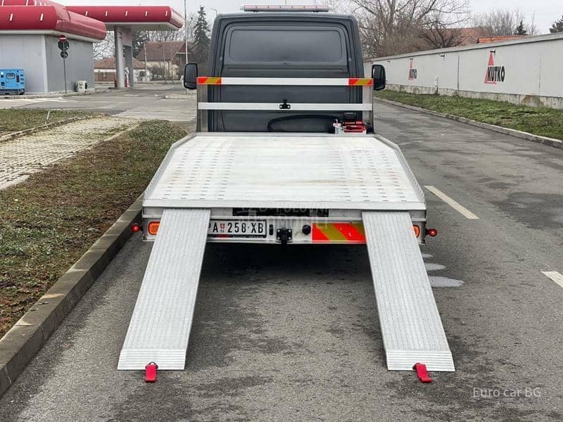 Mercedes Benz Sprinter