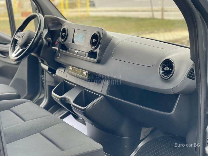 Mercedes Benz Sprinter