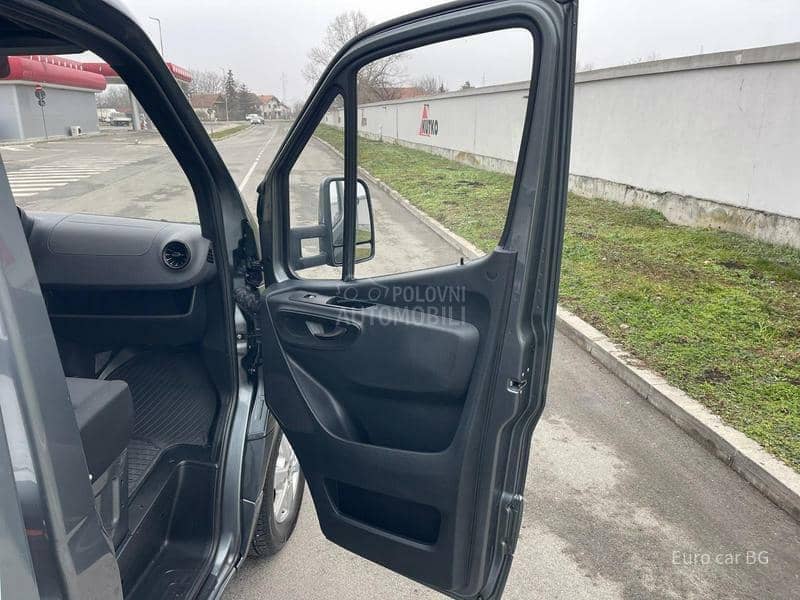 Mercedes Benz Sprinter