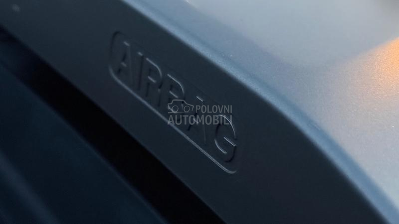 Land Rover Discovery Sport 2.0