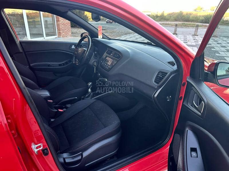 Hyundai i20 LED//TURBO//GDI//