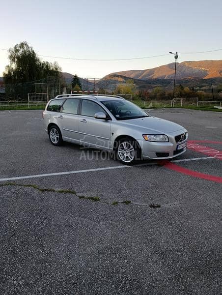 Volvo V50 D4