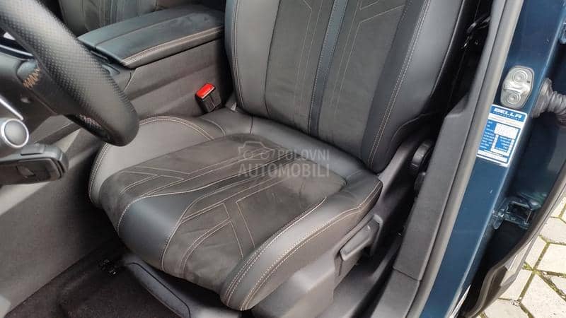 Peugeot 3008 1.5 GT LINE/AUT/FUL