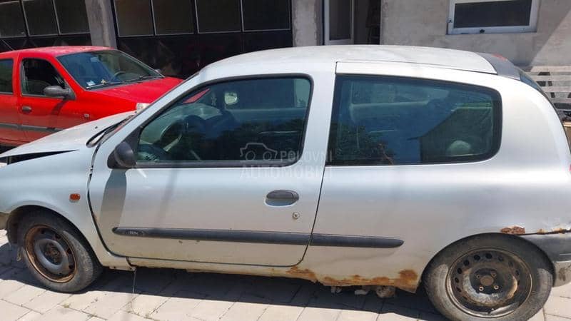 Renault Clio 