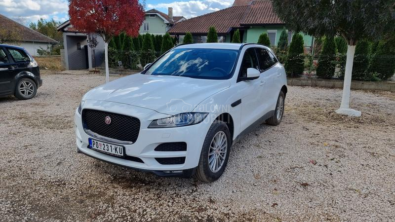 Jaguar F pace 