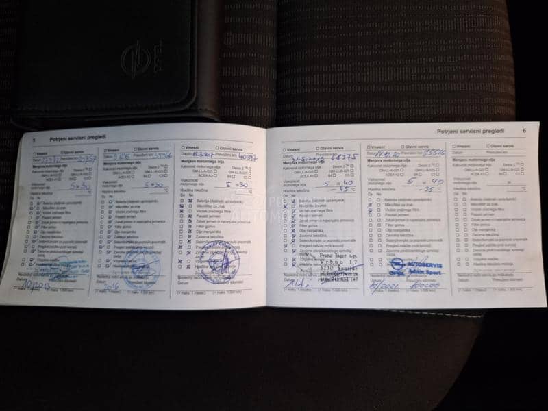 Opel Astra J 1.6 b,0RIGINAL K M