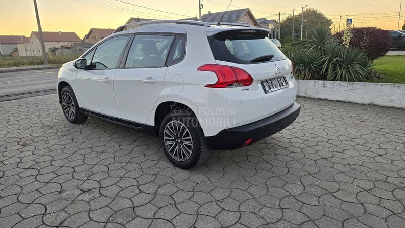 Peugeot 2008 1.2 Automa