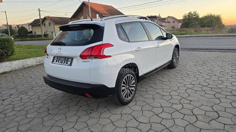 Peugeot 2008 1.2 Automa