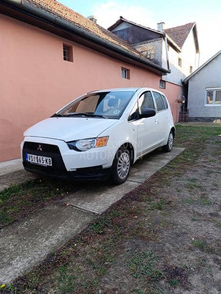Mitsubishi Colt 