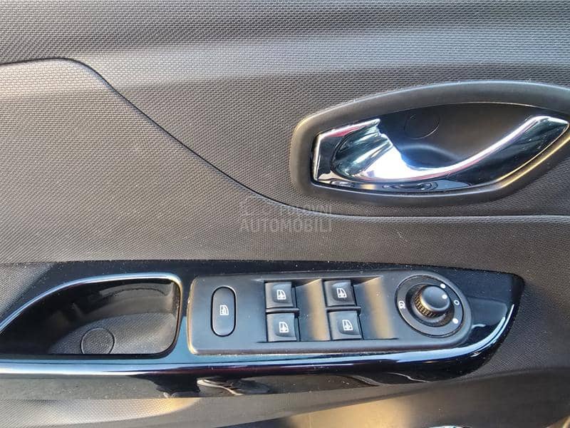 Renault Captur 1.5 DCI BI-COLORE