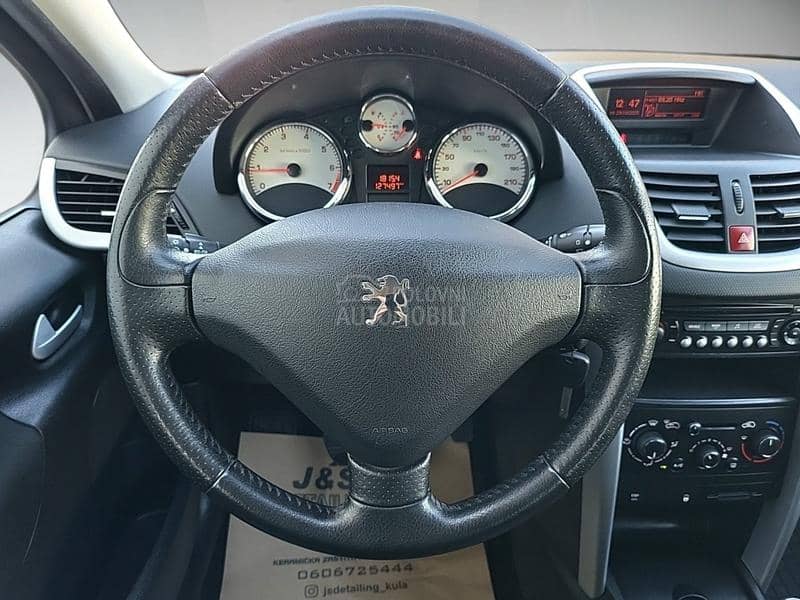 Peugeot 207 1.4