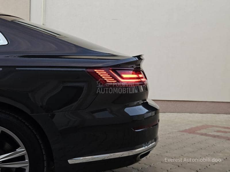 Volkswagen Arteon 2.0TDi/R Line/ HuD