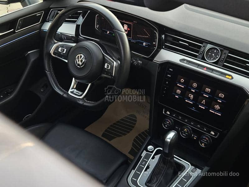 Volkswagen Arteon 2.0TDi/R Line/ HuD