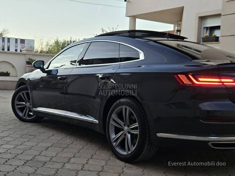 Volkswagen Arteon 2.0TDi/R Line/ HuD