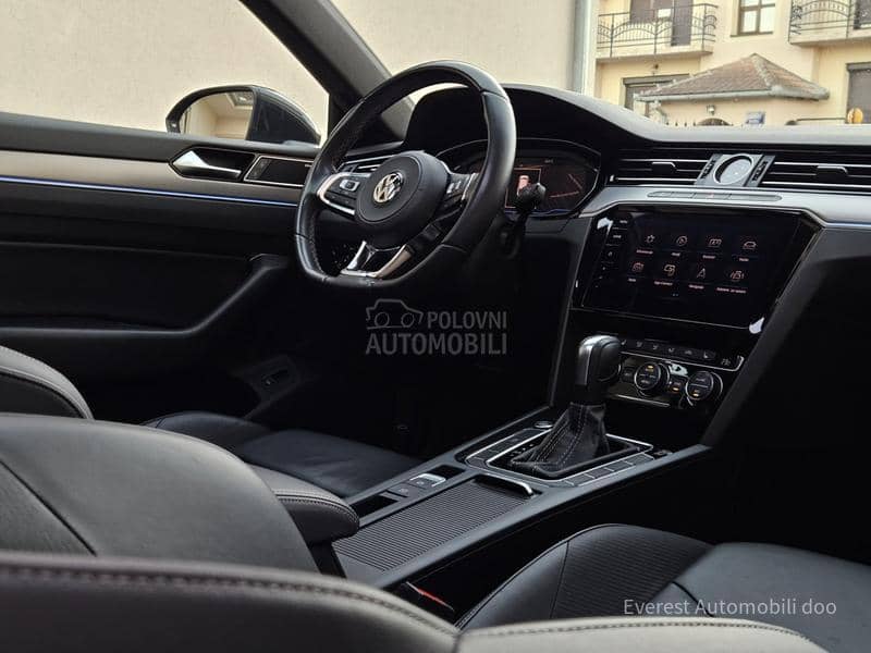 Volkswagen Arteon 2.0TDi/R Line/ HuD