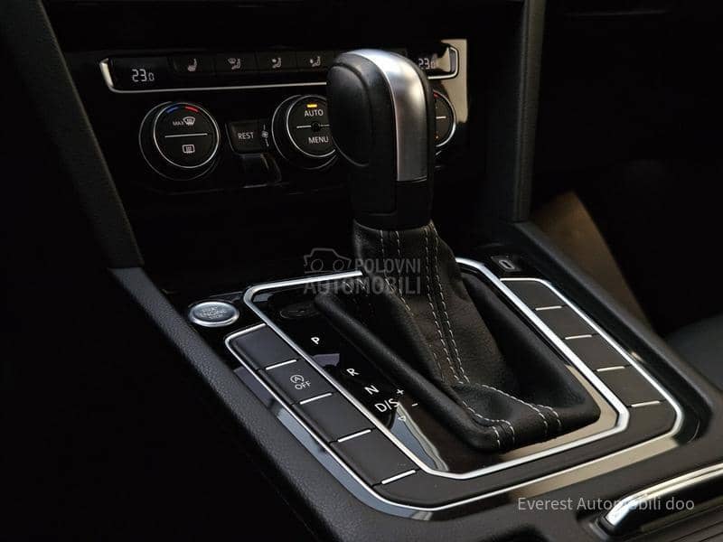 Volkswagen Arteon 2.0TDi/R Line/ HuD