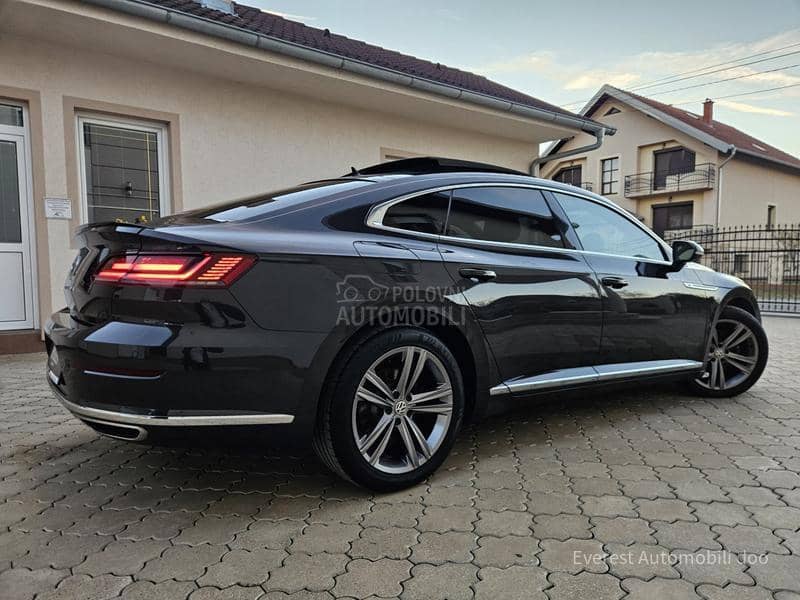 Volkswagen Arteon 2.0TDi/R Line/ HuD