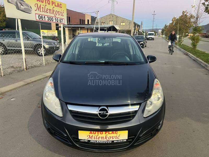 Opel Corsa D 1.4 /CH/