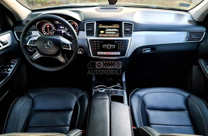 Mercedes Benz ML 250 //   T O P   //