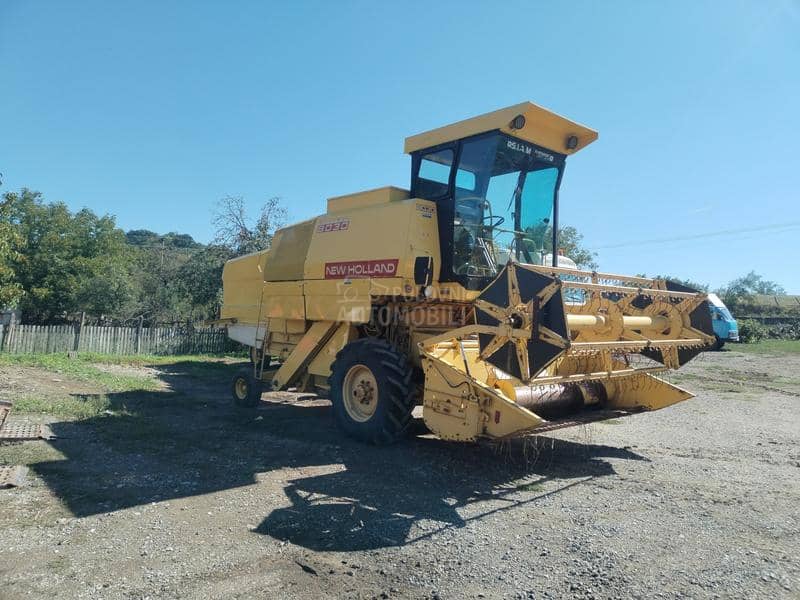 New Holland 8030